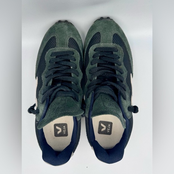 Veja RIO BRANCO II
ALVEOMESH BLACK
WHITE 39/8 - Picture 5 of 8